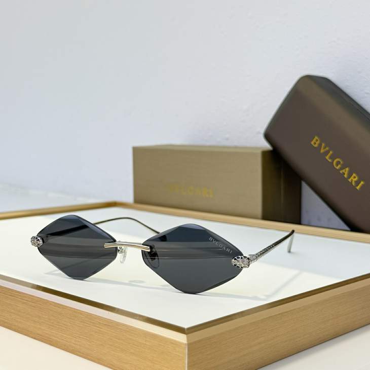 Picture of Bvlgari Sunglasses _SKUfw76702969fw